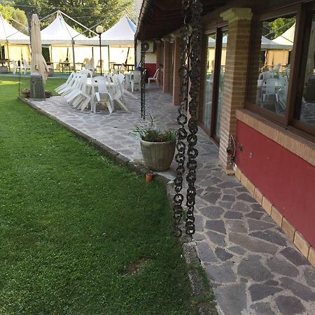 Hotel River Civitella Roveto エクステリア 写真