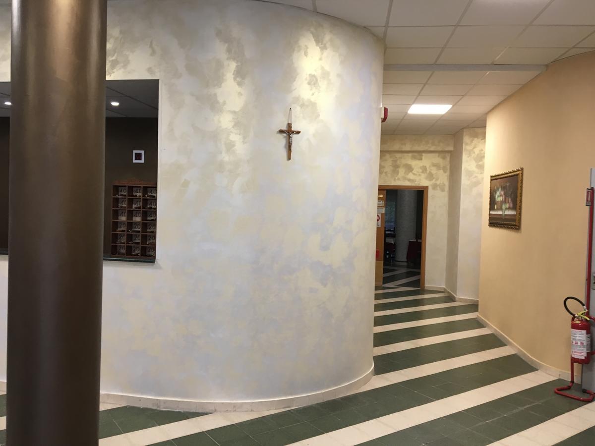 Hotel River Civitella Roveto エクステリア 写真