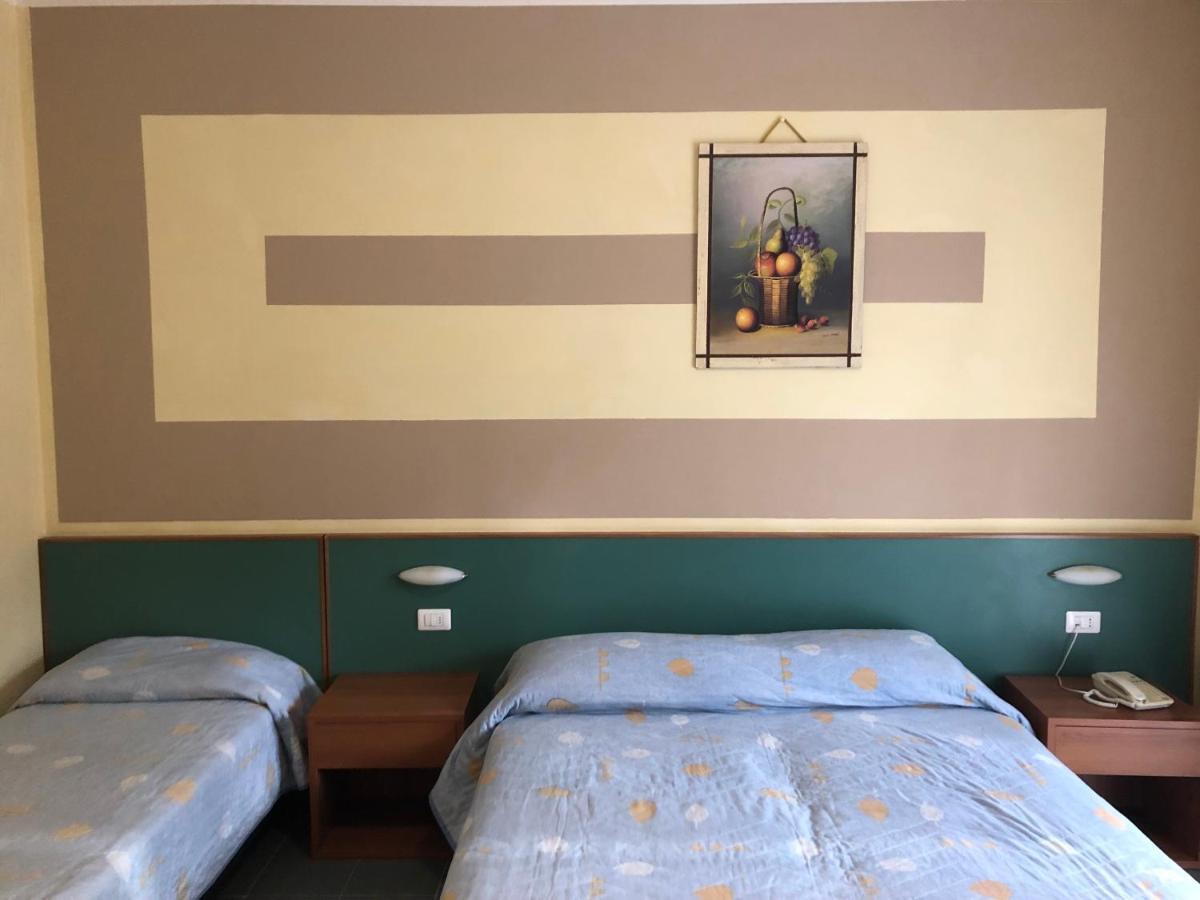 Hotel River Civitella Roveto エクステリア 写真