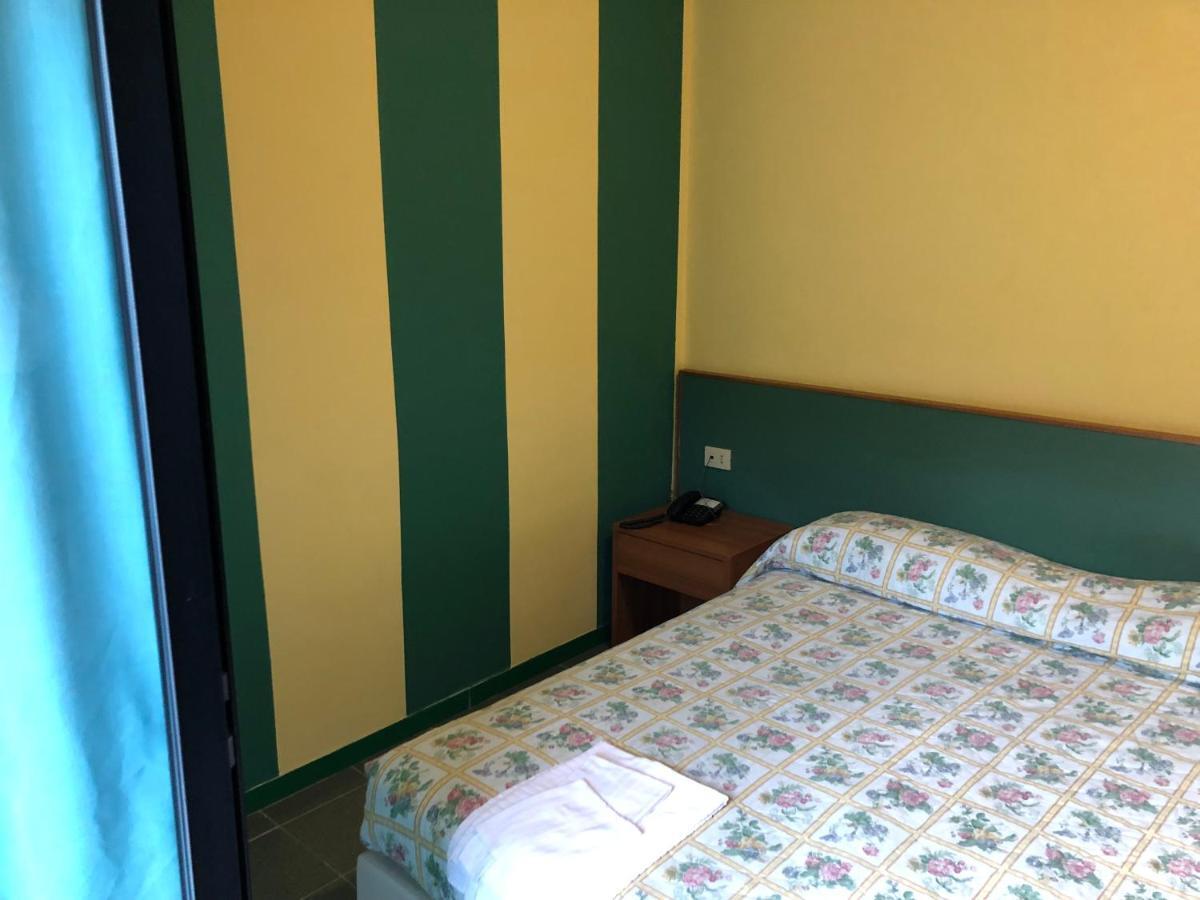 Hotel River Civitella Roveto エクステリア 写真