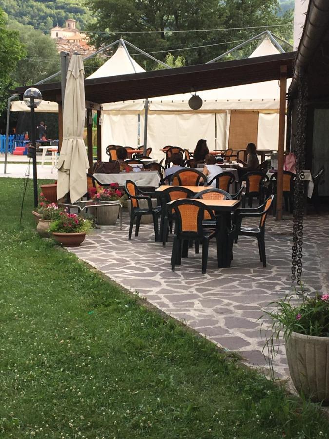 Hotel River Civitella Roveto エクステリア 写真
