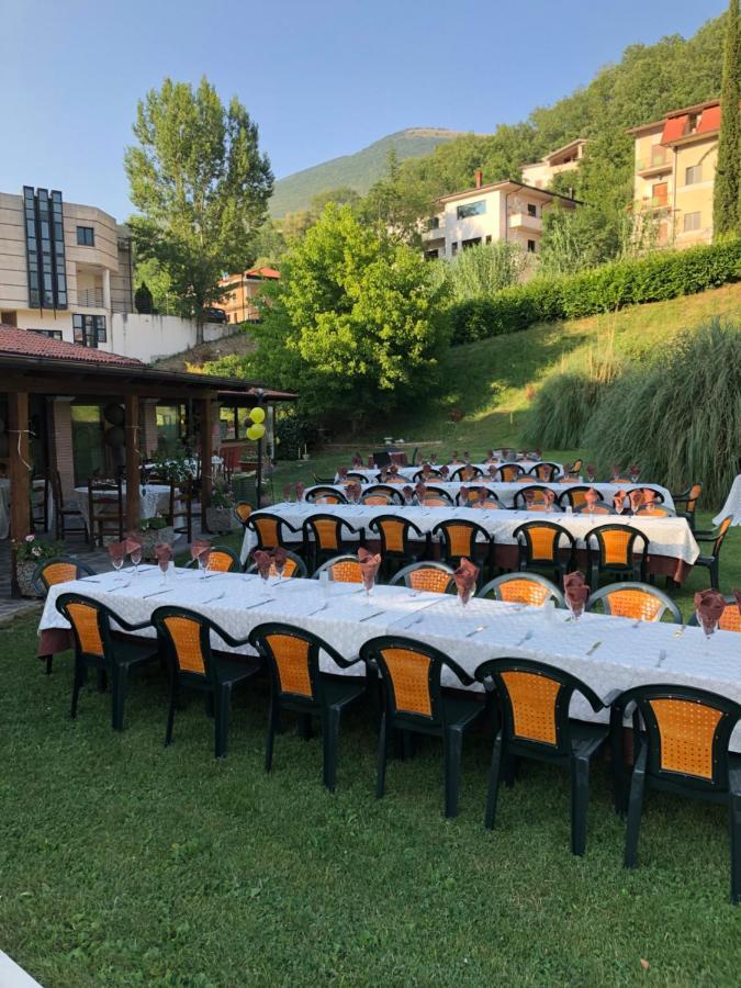 Hotel River Civitella Roveto エクステリア 写真