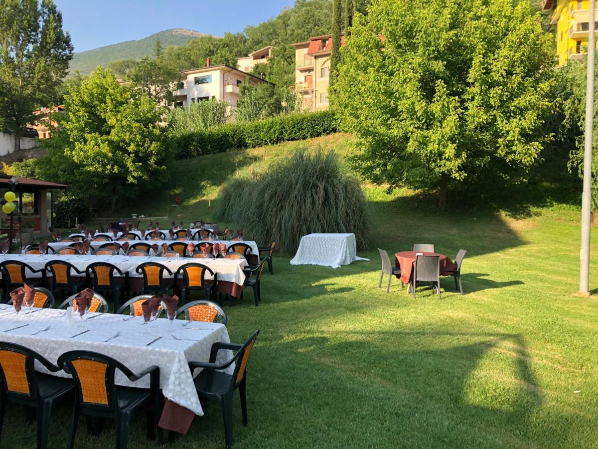 Hotel River Civitella Roveto エクステリア 写真